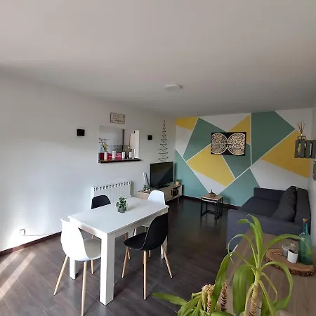 Maison Entiere, Terrain ,cours Dom wakacyjny *